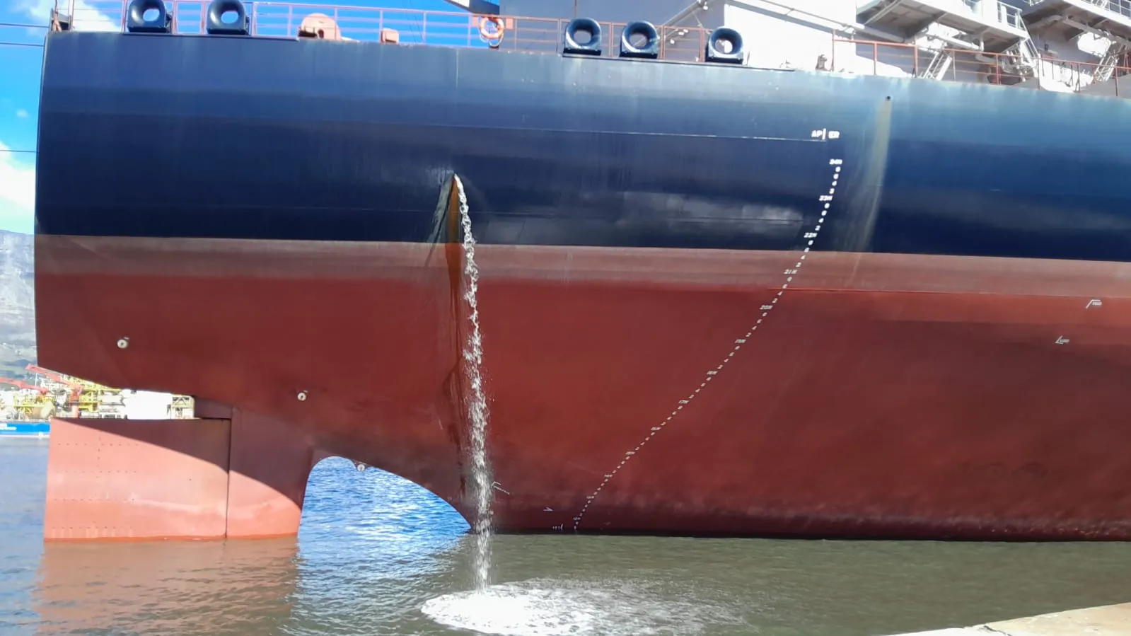 Hull Water Jetting